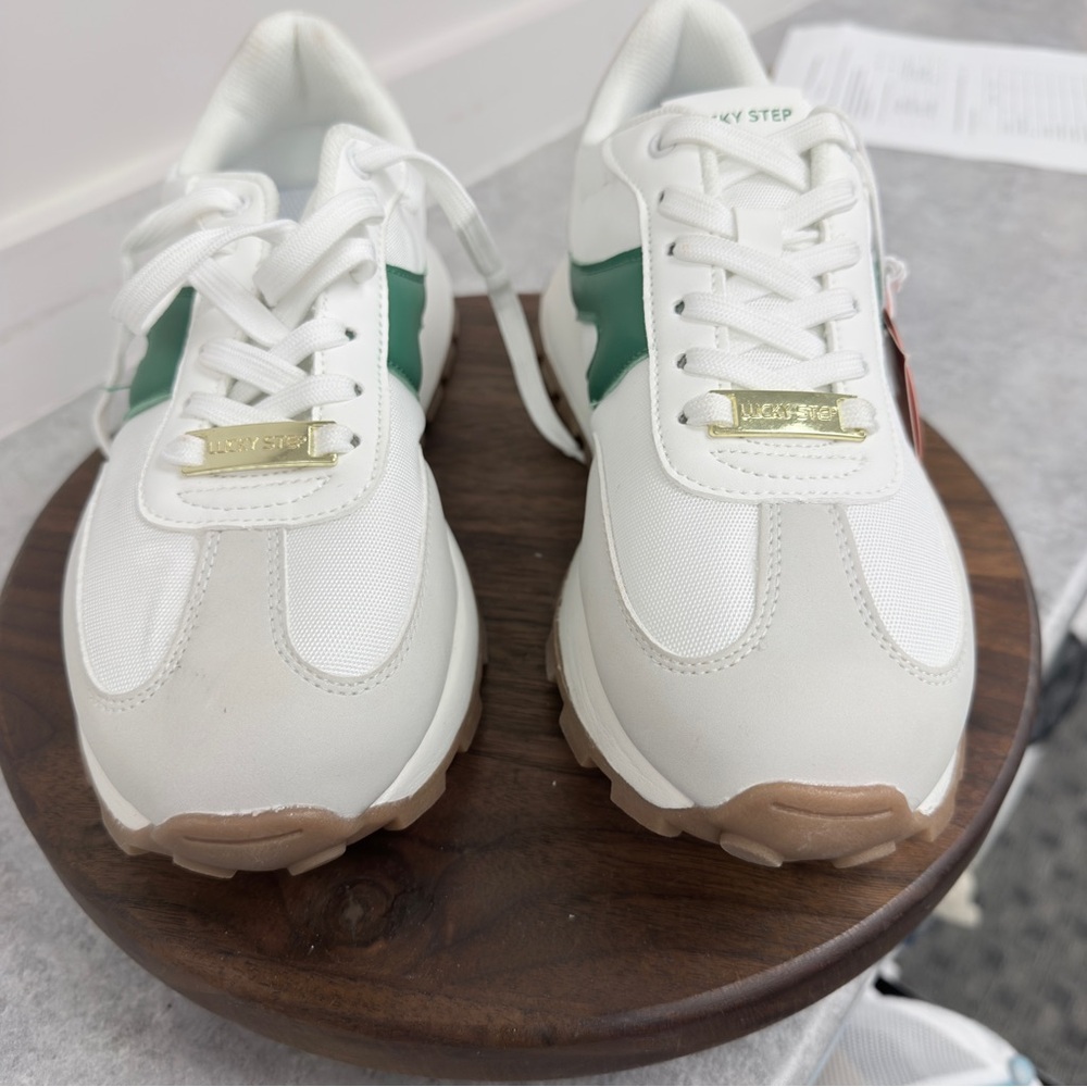 Lucky Step White Green Retro Sneakers Women’s Size‎ 9 Vegan Comfort Lace Up - Picture 2 of 15